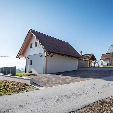 In - Kranjska Vakantiehuis *