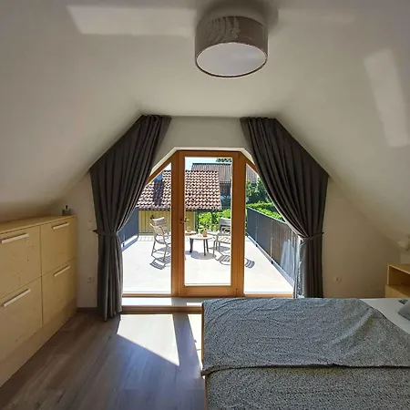 In - Kranjska بيت للعطل Trebnje